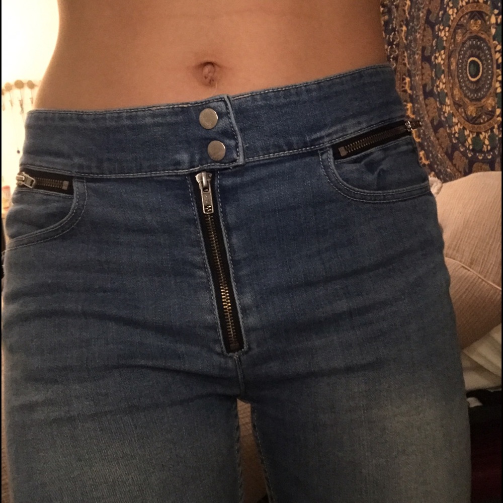 BDG Light Wash Skinny Jeans