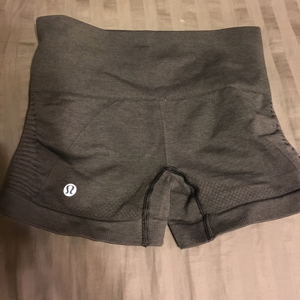Lululemon spandex size 2