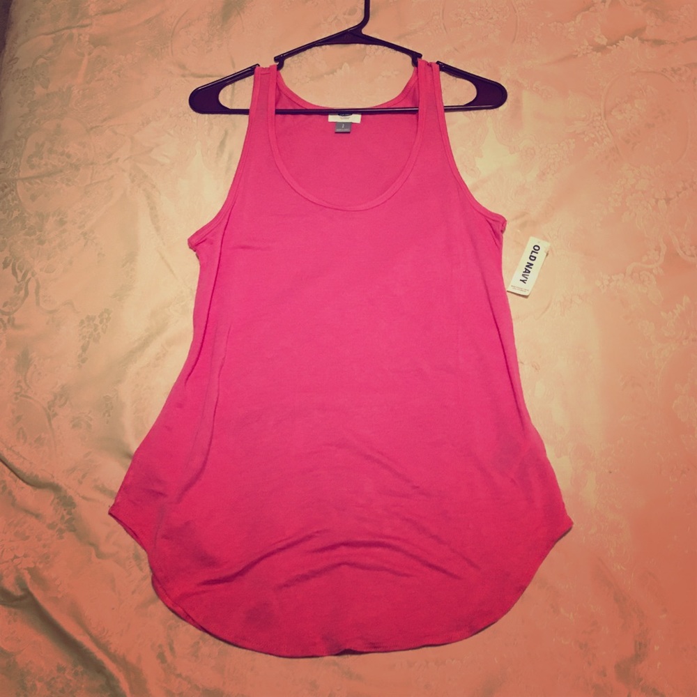 Pink Old Navy tank top.