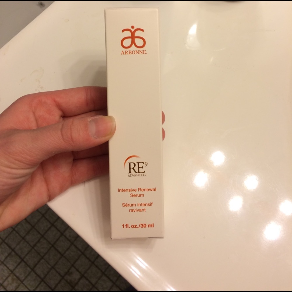 Arbonne intensive renewal serum