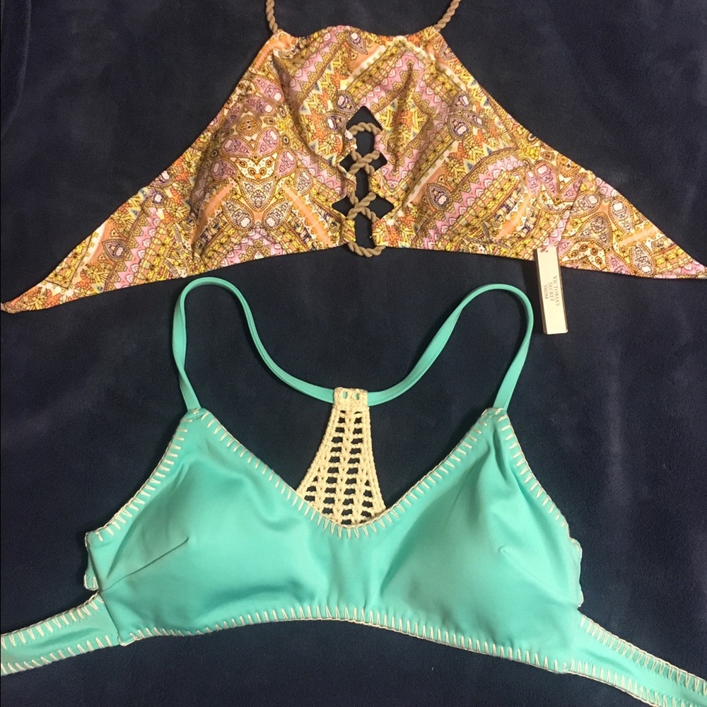 🏄🏻‍♀️TWO Victoria's Secret Bikini Tops 💘