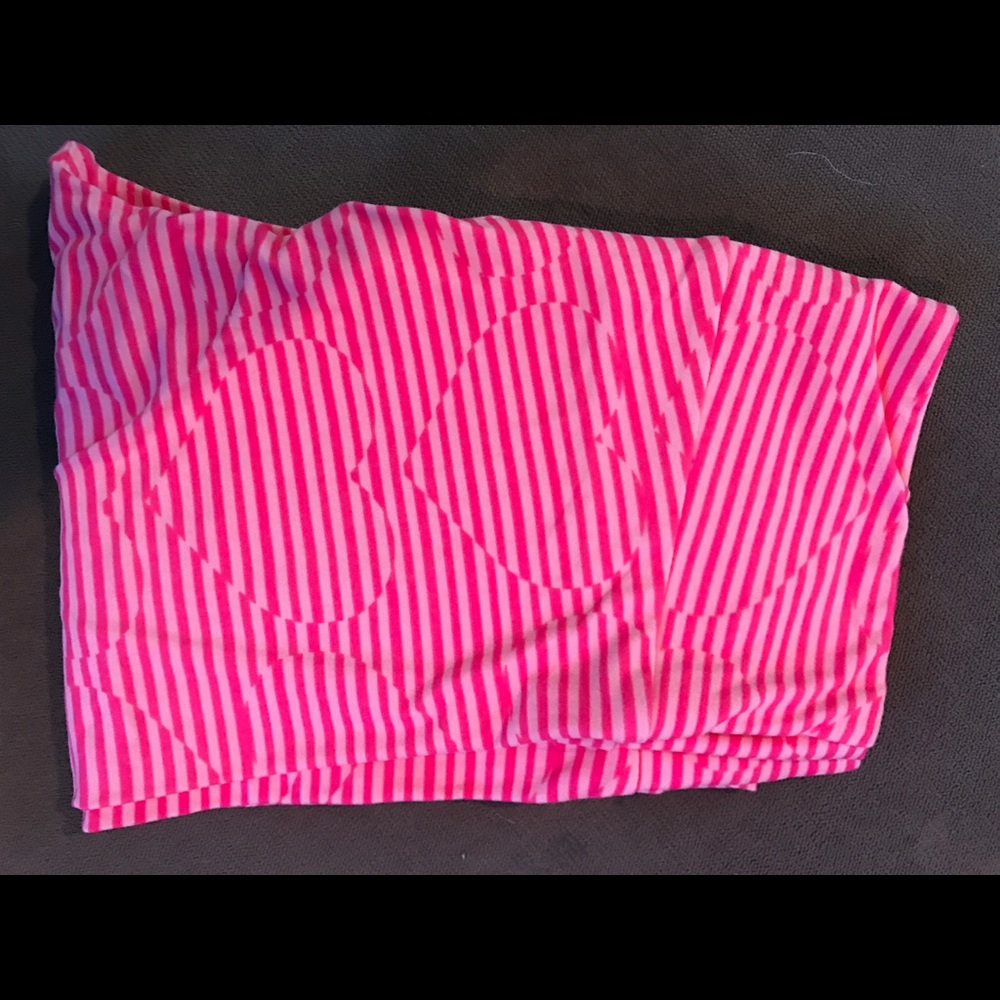 LulaRoe leggings. Valentine's Day 2017