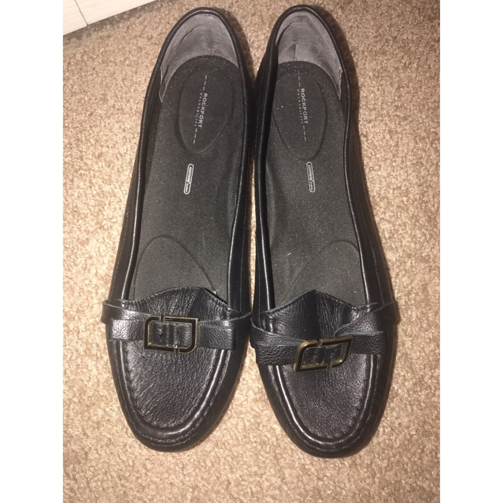 Black Rockport loafers! 🖤