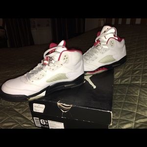 JORDAN RETRO 5 Fire Red 6.5Y