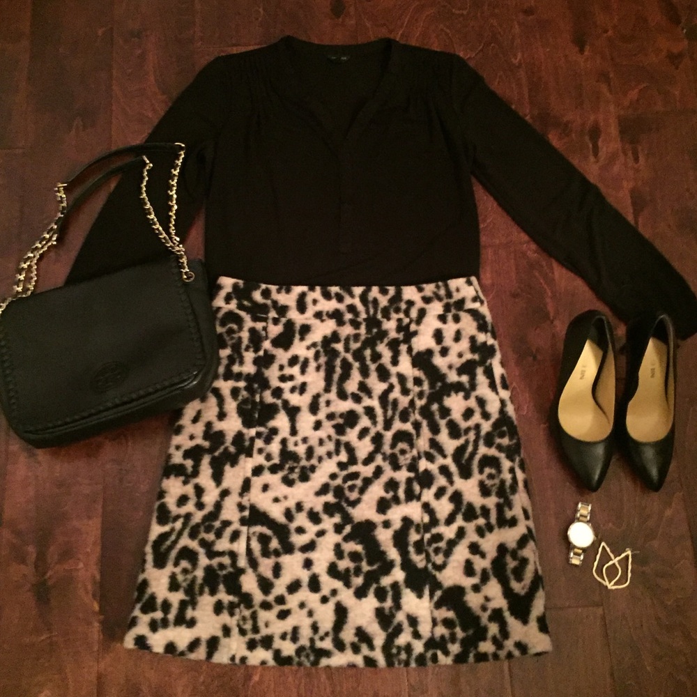 Ann Taylor Leopard Print Wool Skirt Size 4