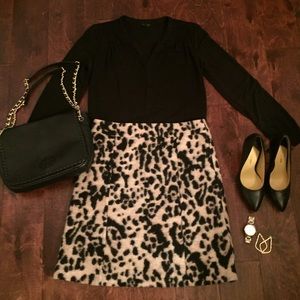 Ann Taylor Leopard Print Wool Skirt Size 4