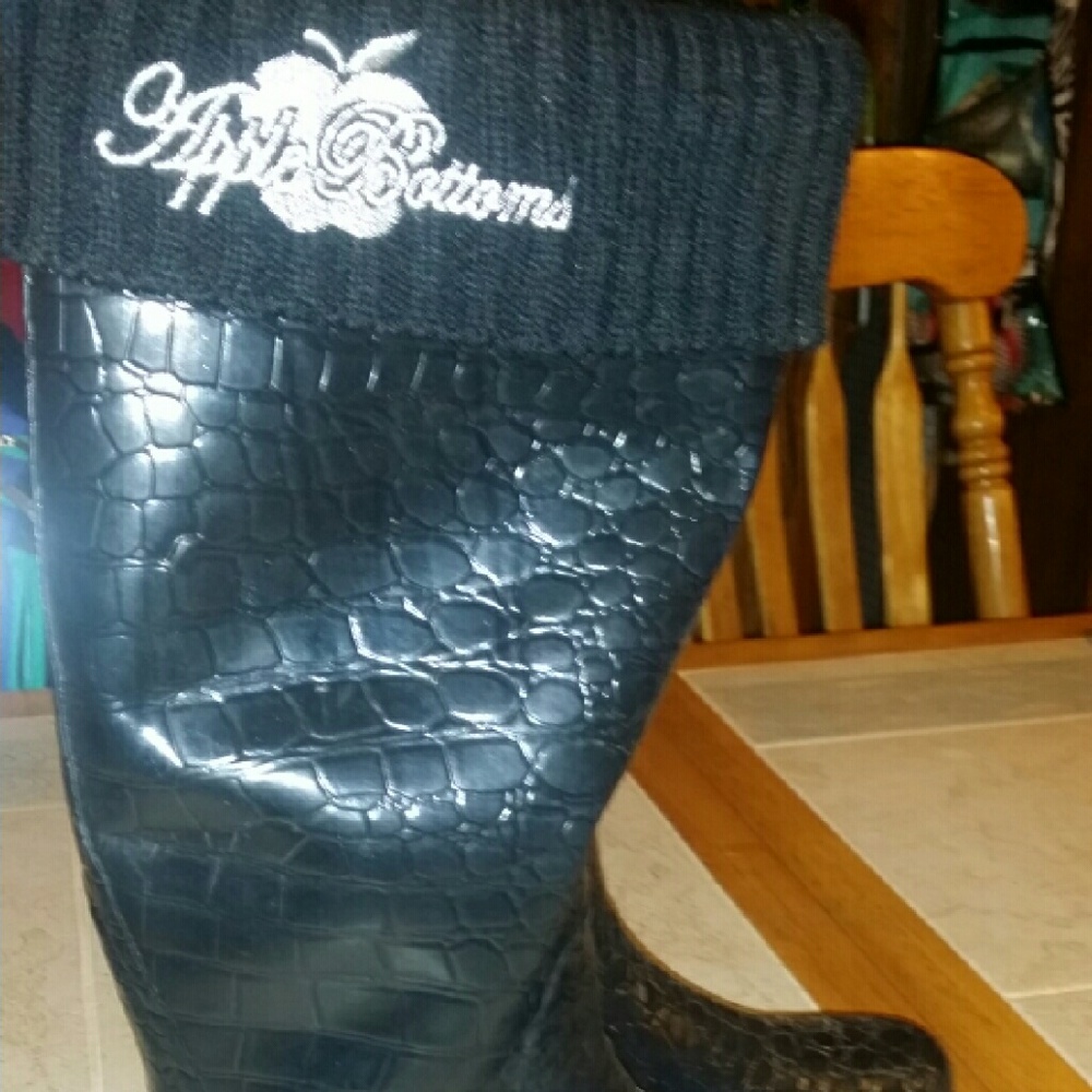 Apple Bottom Rain Boots