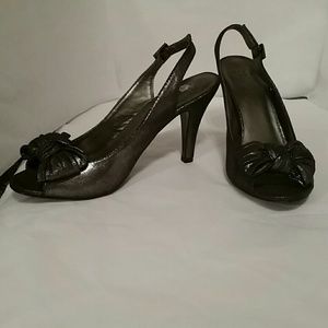 MOOTSIES TOOTSIES WOMENS PEEP TOE SLINGBACK HEELS