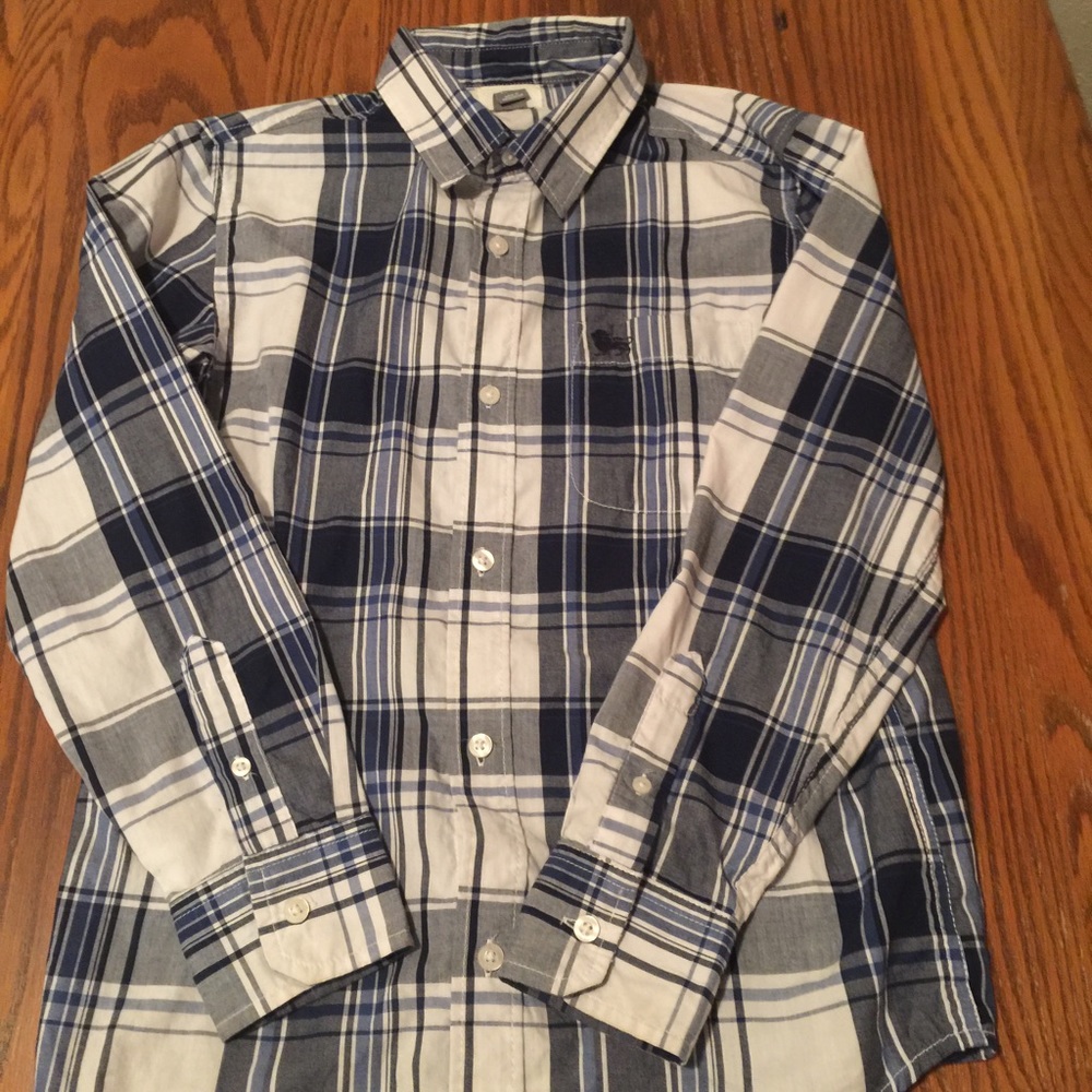 Boys -Old Navy long sleeve shirt