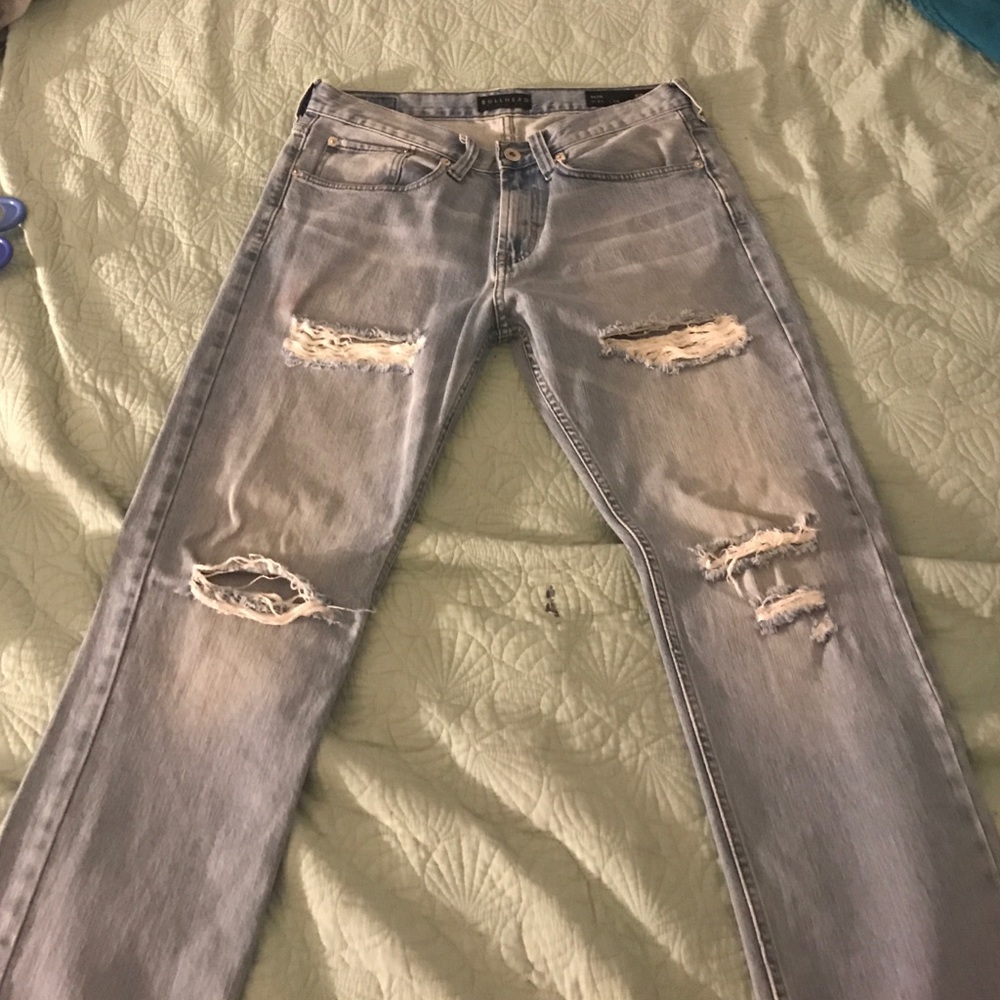 Bullhead Denim co Distressed Jean
