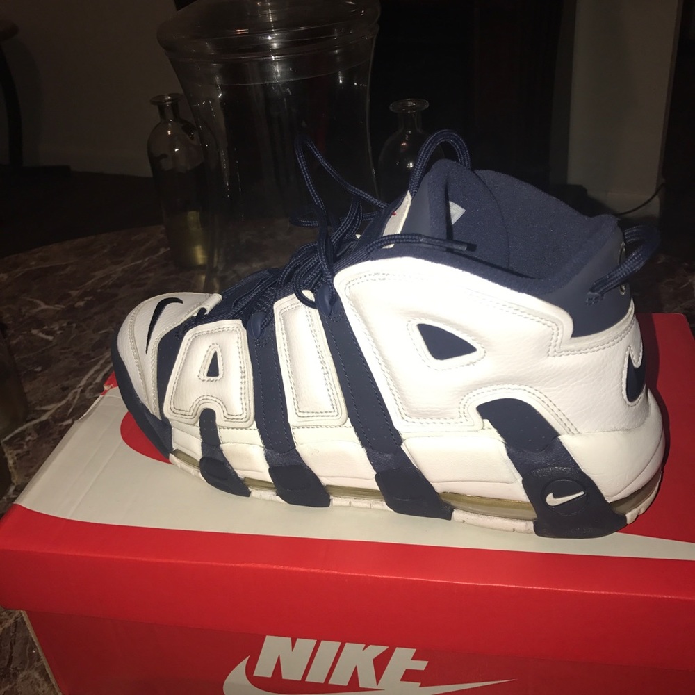 Nike air uptempo