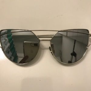 Silver Mirrored Sunglasses