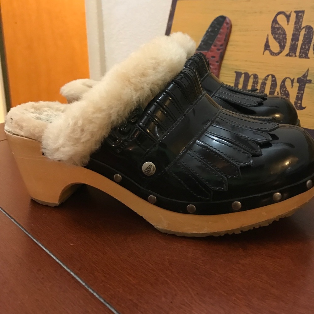 Ugg clogs "hard to find" black patent!