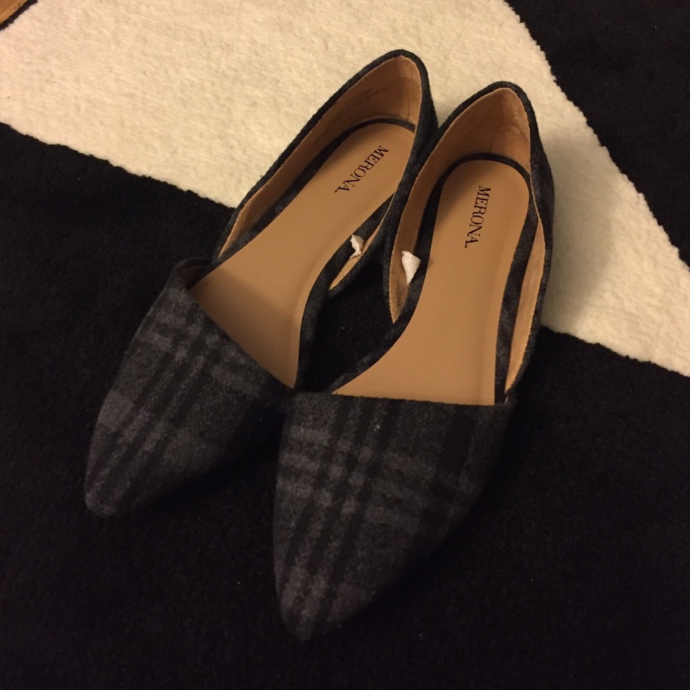 Plaid Asymmetric Flats