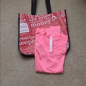 NWT-Lululemon Swiftly Tech short sleeve crew