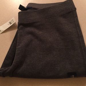 Gray GAP leggings