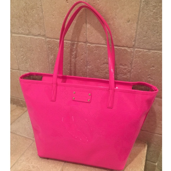 kate spade Handbags - Kate Spade NWT small harmony metrospade bag