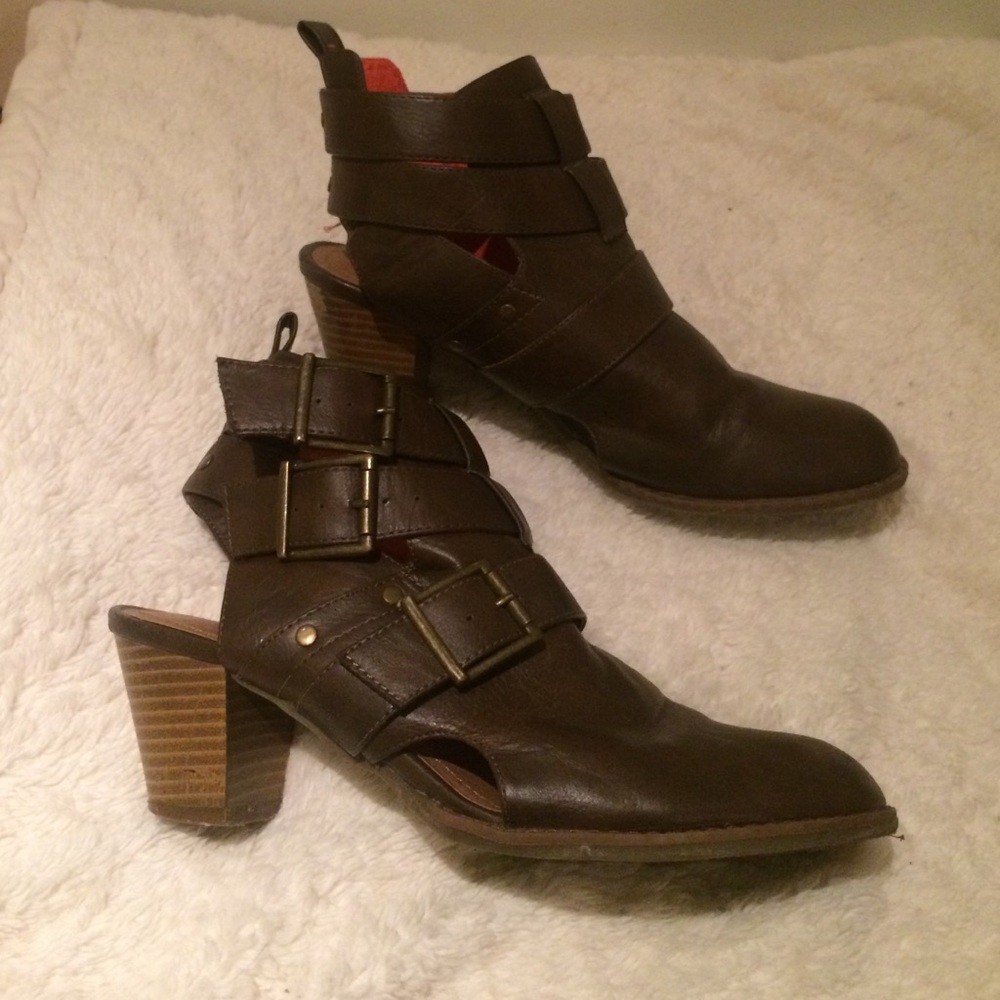 Brown Leather No-Heel Booties