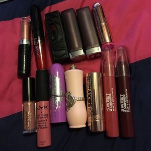Brand New Lipstick Bundle