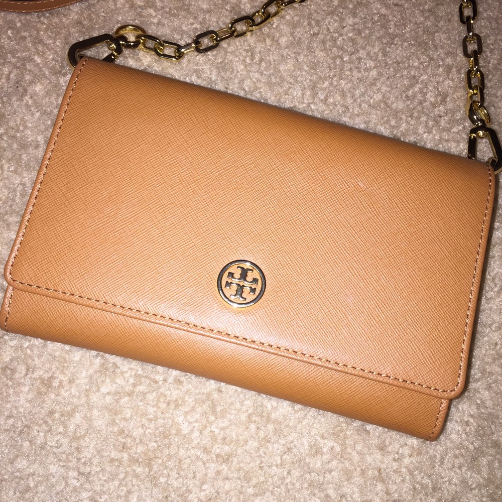 Tory Burch Metallic Chain Wallet