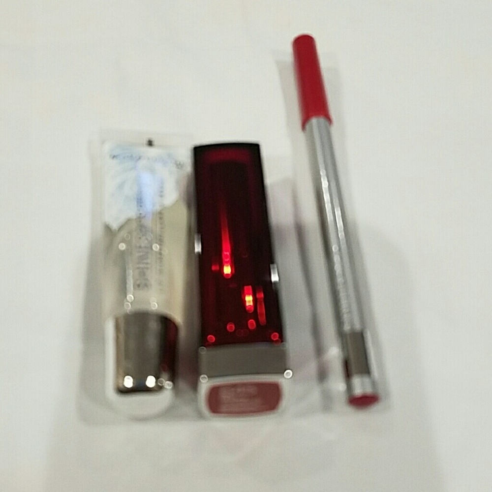 Maybelline lipstick lip liner and lip gloss set