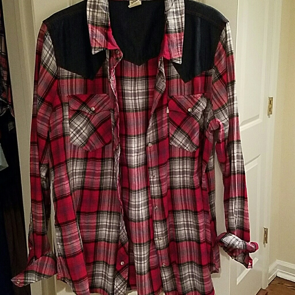 Button down plaid top