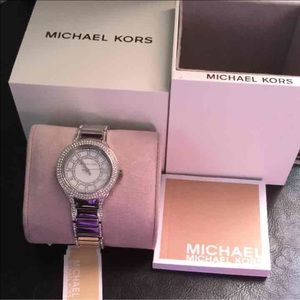 NWT MICHAEL KORS WATCH