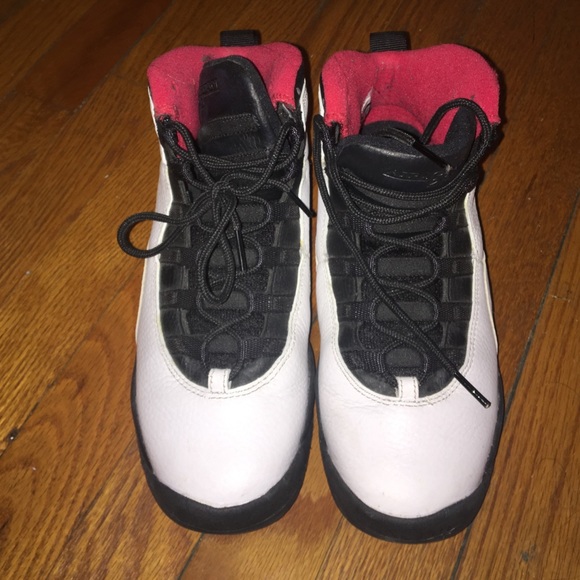Double Nickel Chicago Jordan 10 6Y - Picture 2 of 4