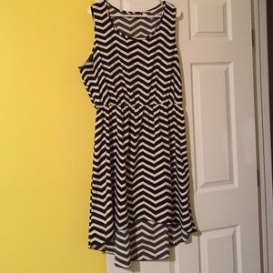 Dress black and cream chevron
