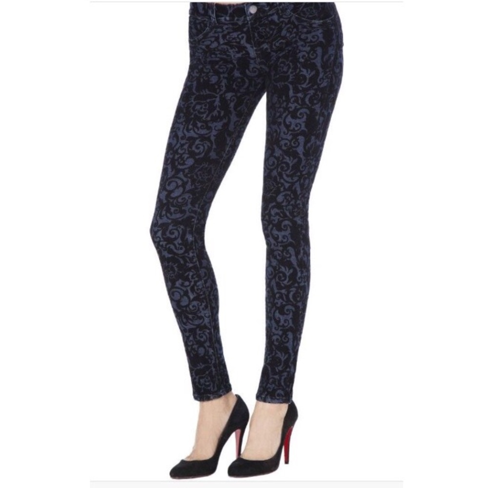 ⚡️SOLD⚡️ J Brand skinny  jean