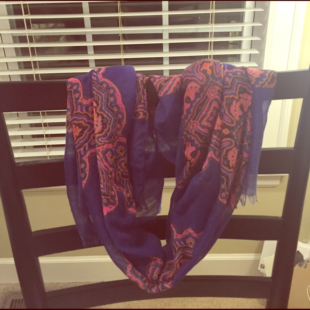 Pattern scarf