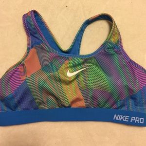 Nike Pro Sports Bra