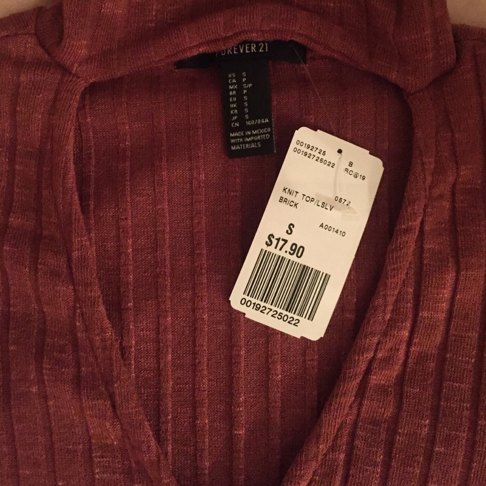 turtle neck top - Picture 2 of 2