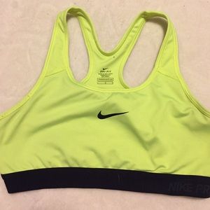 Nike Pro Sports Bra