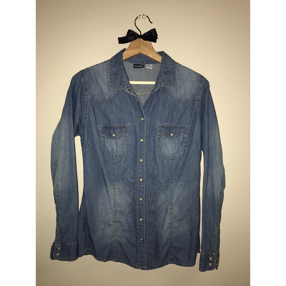 Denim shirt