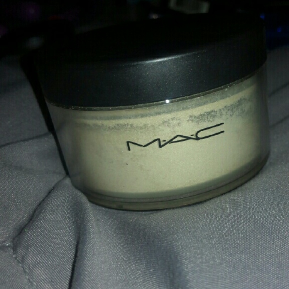 Mac bee dust