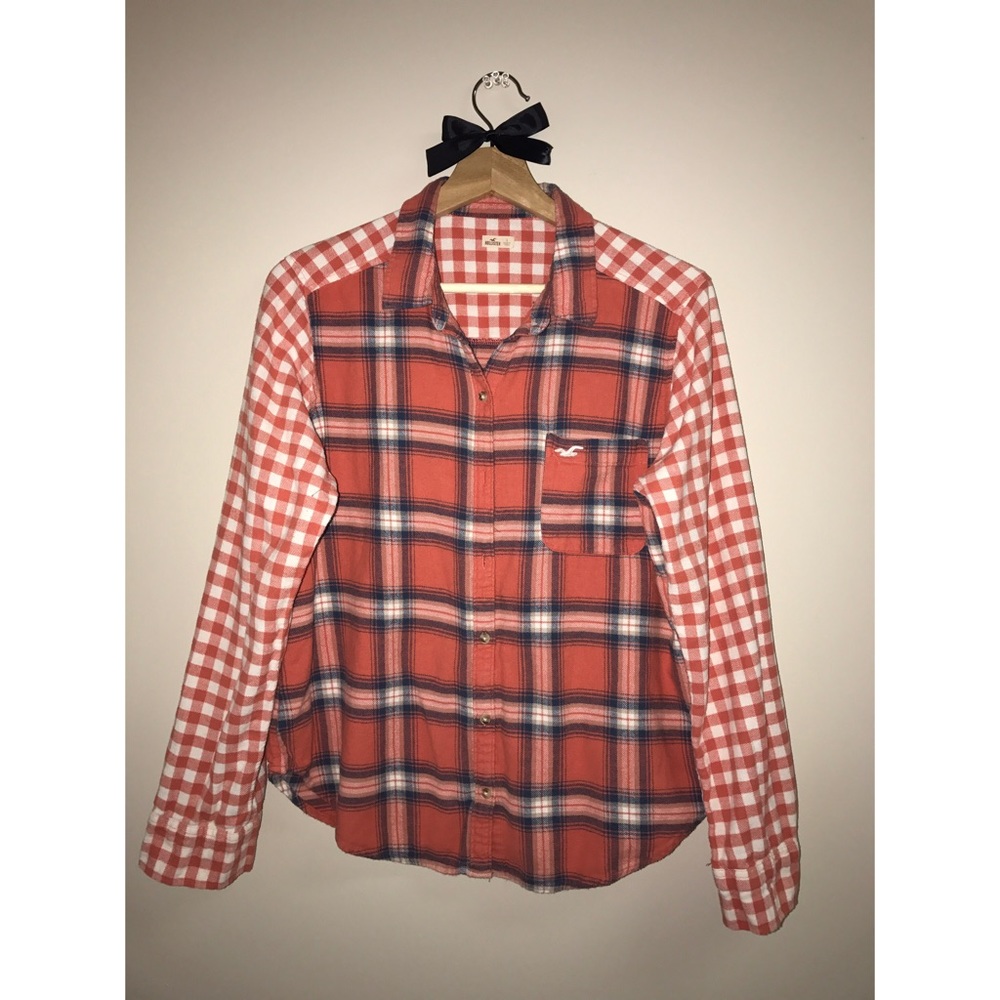 HOLLISTER BUTTON DOWN SHIRT