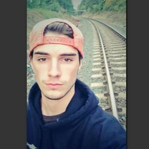 Meet your Posher, Kyle