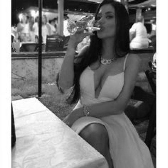 Dress - Picture 2 of 2