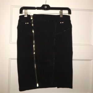 Black pencil skirt