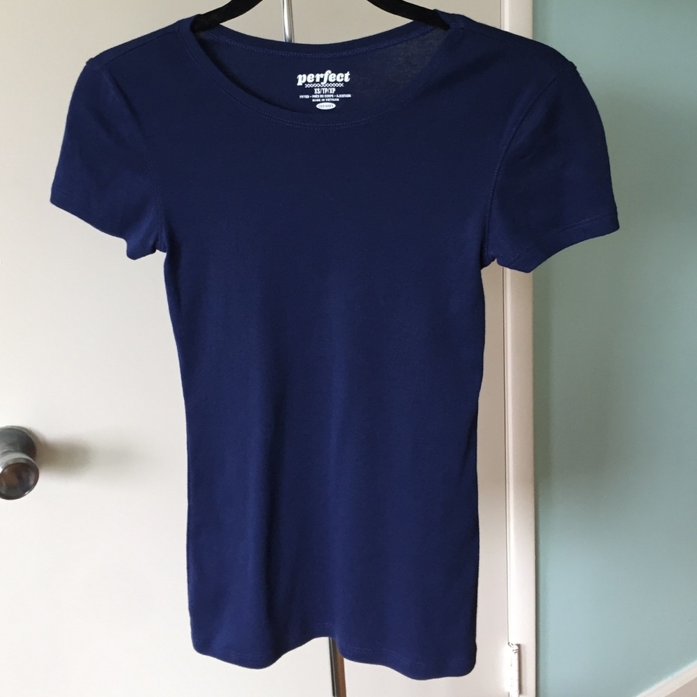 Basic Navy Blue Tee