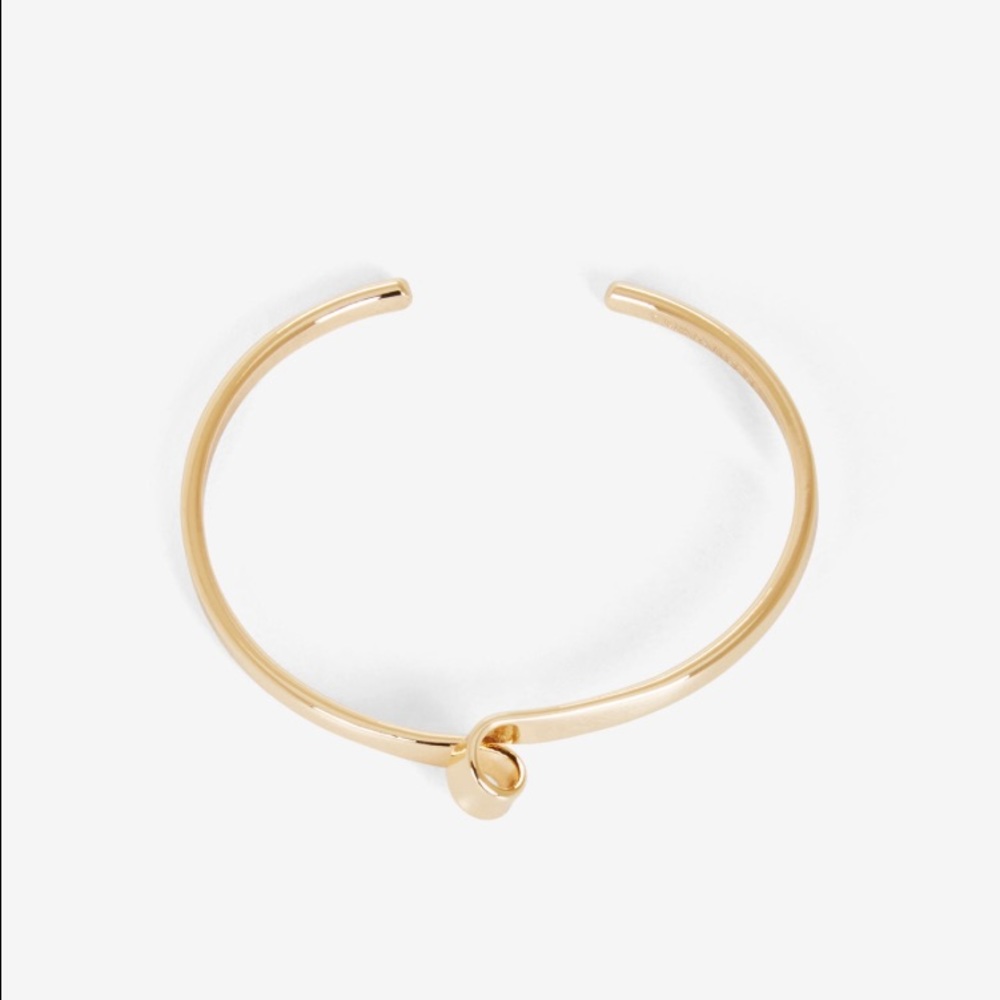 Twisted cuff bracelet