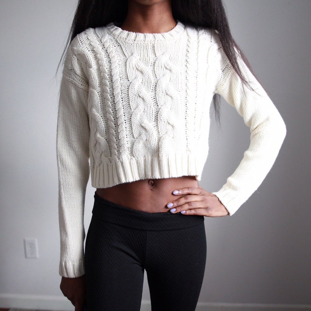 Cropped knitted sweater