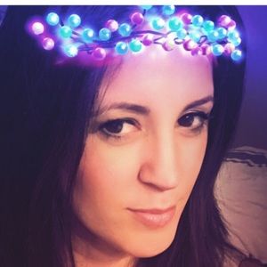 Meet your Posher, April