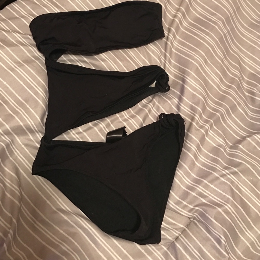H&M black cut out swimsuit