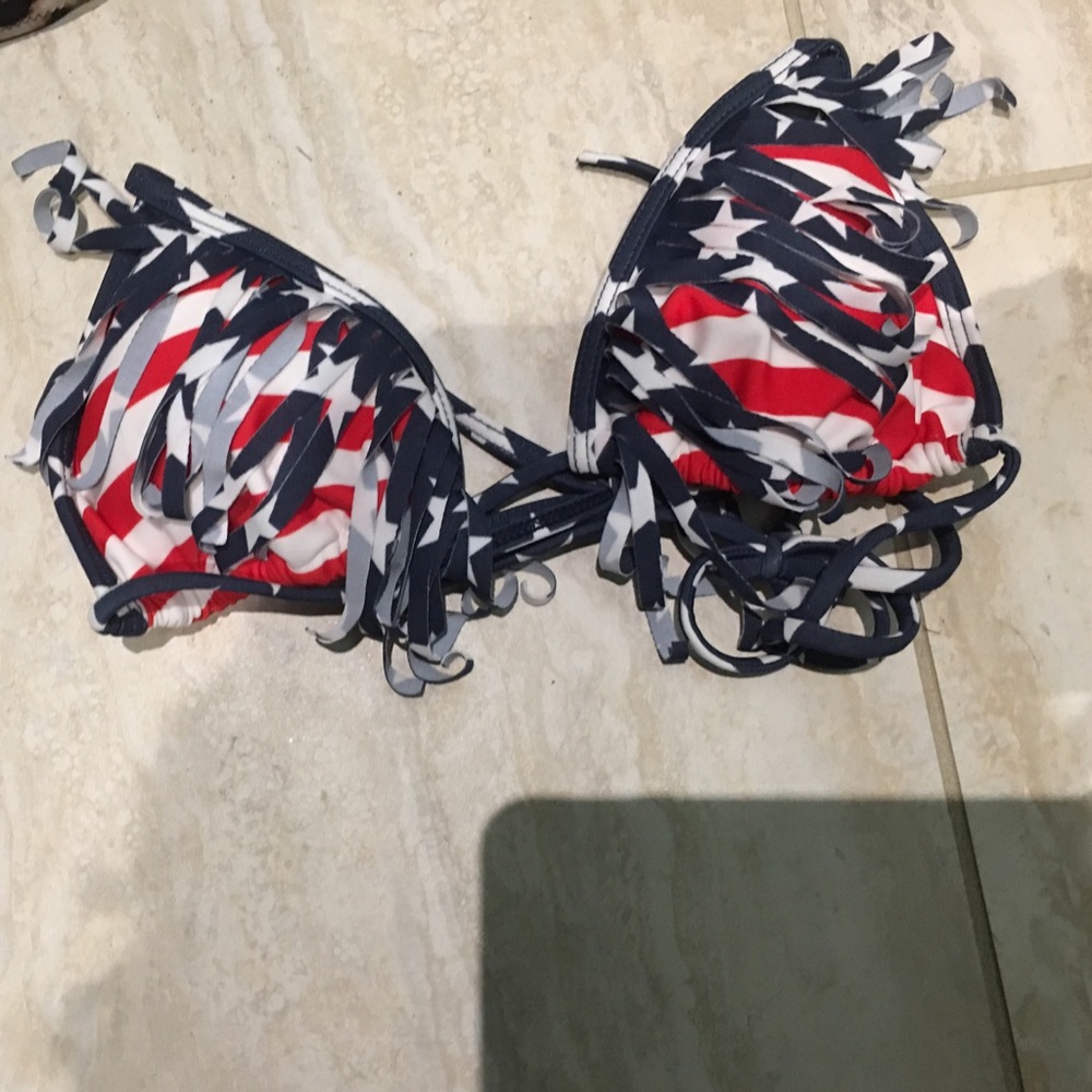 Size small L.A hearts top. Worn once