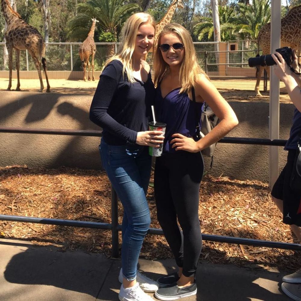 Meet your Posher, Lauren