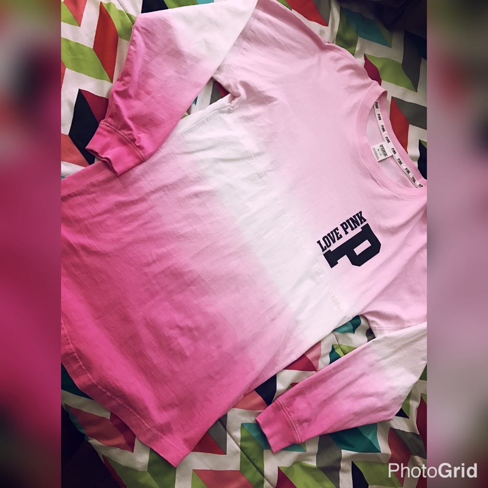 ❤️TRADING❤ VS PINK Ombré Crew