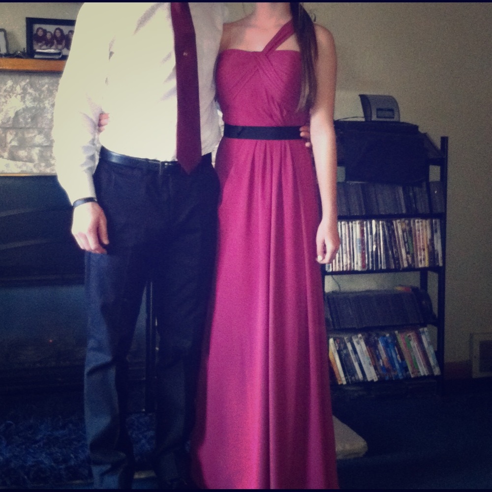 Magenta One-Strapped Prom dress