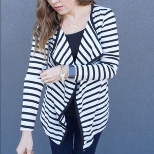 Size Small NWOT asymmetrical cardigan